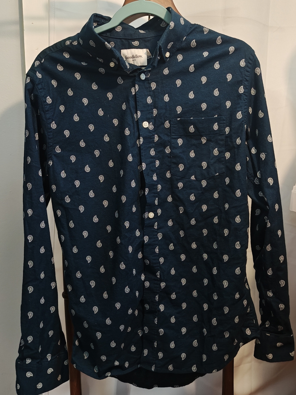Goodfellow & Co Men’s Navy Paisley Button-Down Shirt